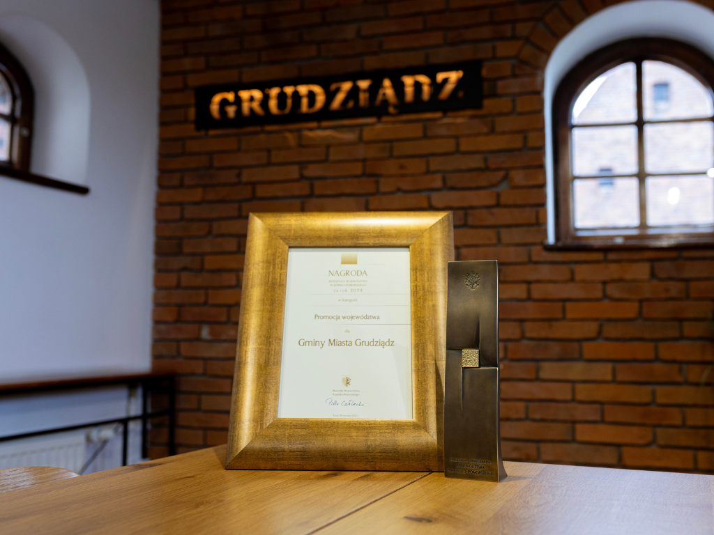 Fotografia przedstawia nagrodę.