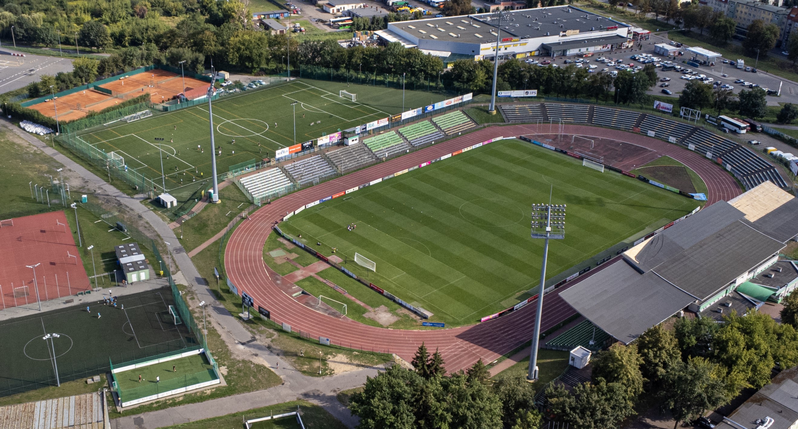 Stadion Centralny w Grudziądzu przy ulicy Piłsudskiego 14 z lotu ptaka.