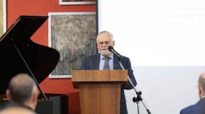 Fotografia przedstawia uczestników uroczystości.